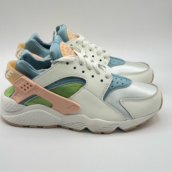 Women’s Nike Air Huarache SE Orange Blue Green Sneakers Retro DQ0117-100 Sz 6.5 - Picture 3 of 10